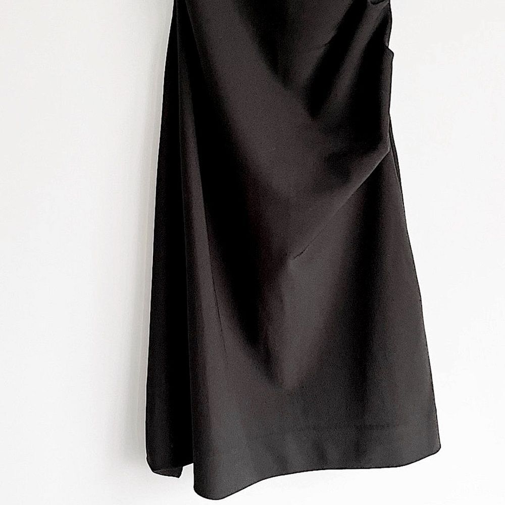 MM Lafleur Gathered Side Sleeveless Sheath Black Dress Size 4 - Picture 5 of 11